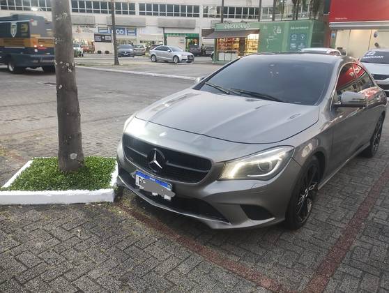 MERCEDES-BENZ CLA 200 1.6 URBAN 16V FLEX 4P AUTOMÁTICO